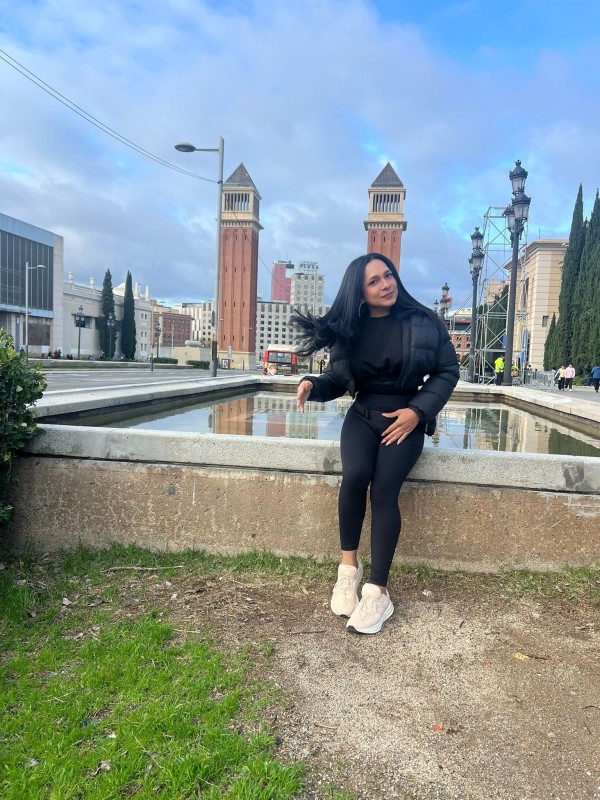 NICOLE SCARLET NOVEDAD EXTRAORDINARIA, MAJA,  ACT  O PAS