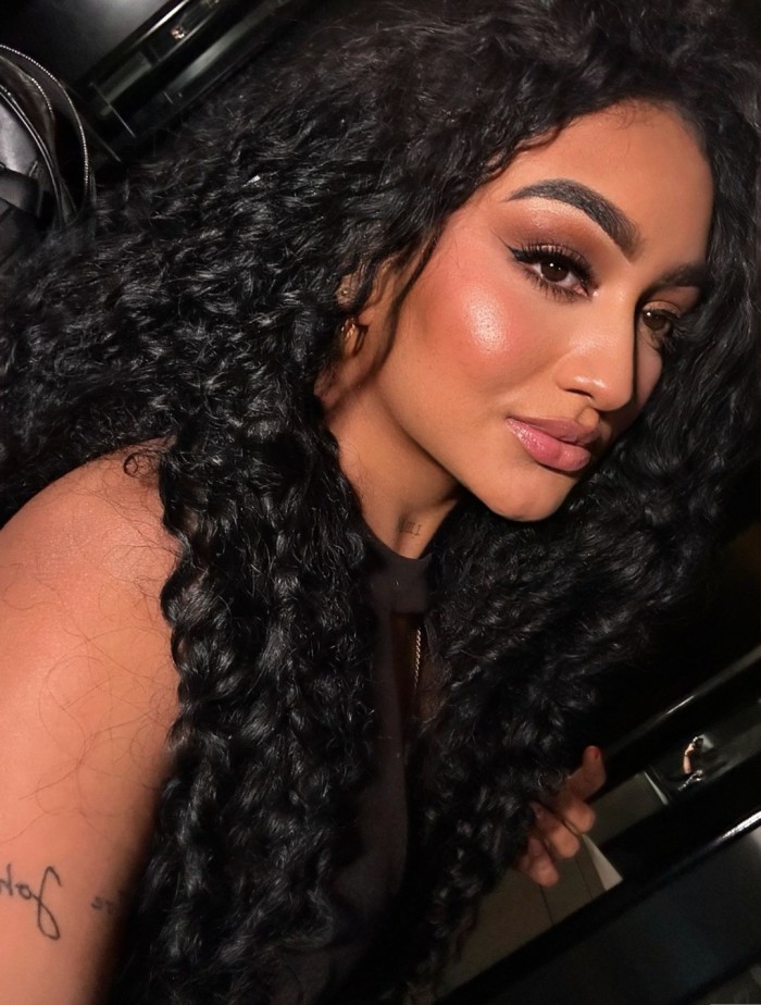 COLOMBIANA DE LUJO EXPLOSIVA Y JUGUETONA SIN LIMITES