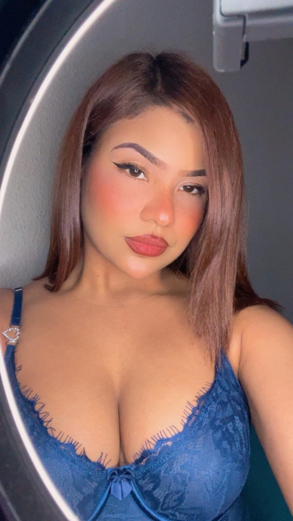 Sofia Hermosa morena piel suave muy caliente ven y disfrutemos! Elda-Petrer