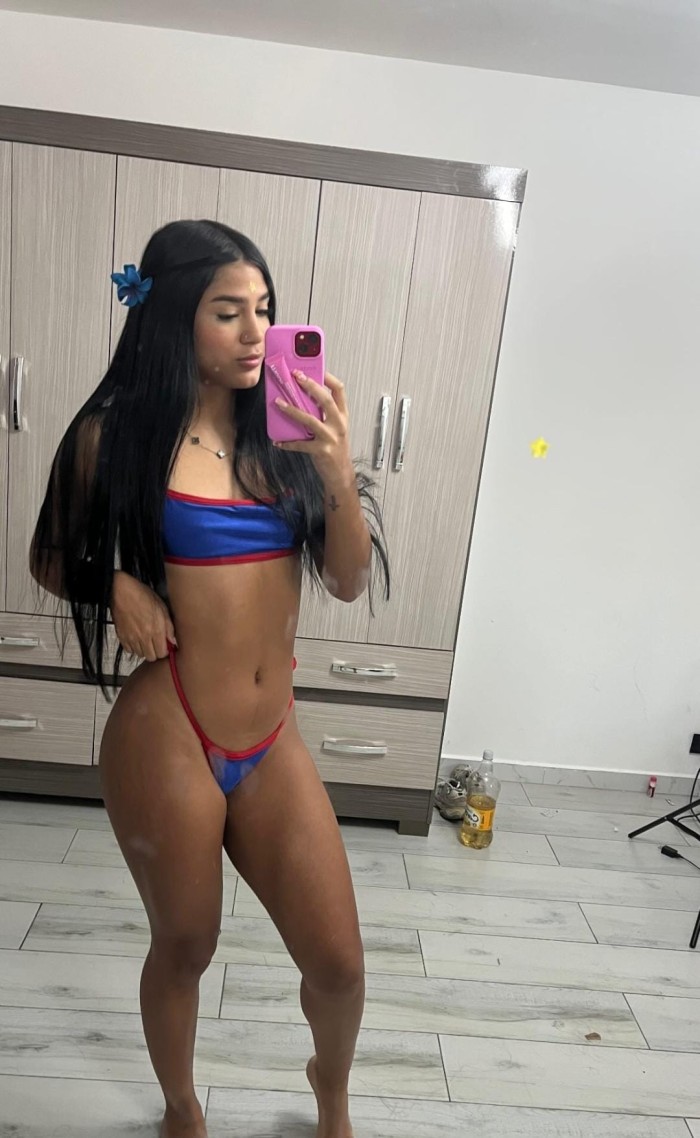 Fiestera súper cachonda recien llegada a Madrid