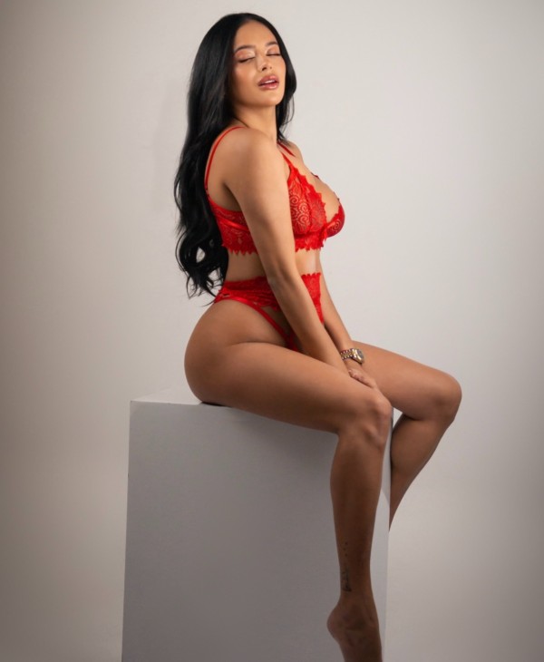 LA REINA DEL GRIEGO!!! FRANCÉS NATURAL ENSALIVADO