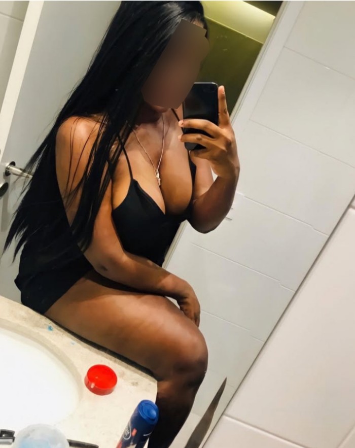 MULATA SABROSA MUY GOLFA Y FIESTERA PARTICULAR