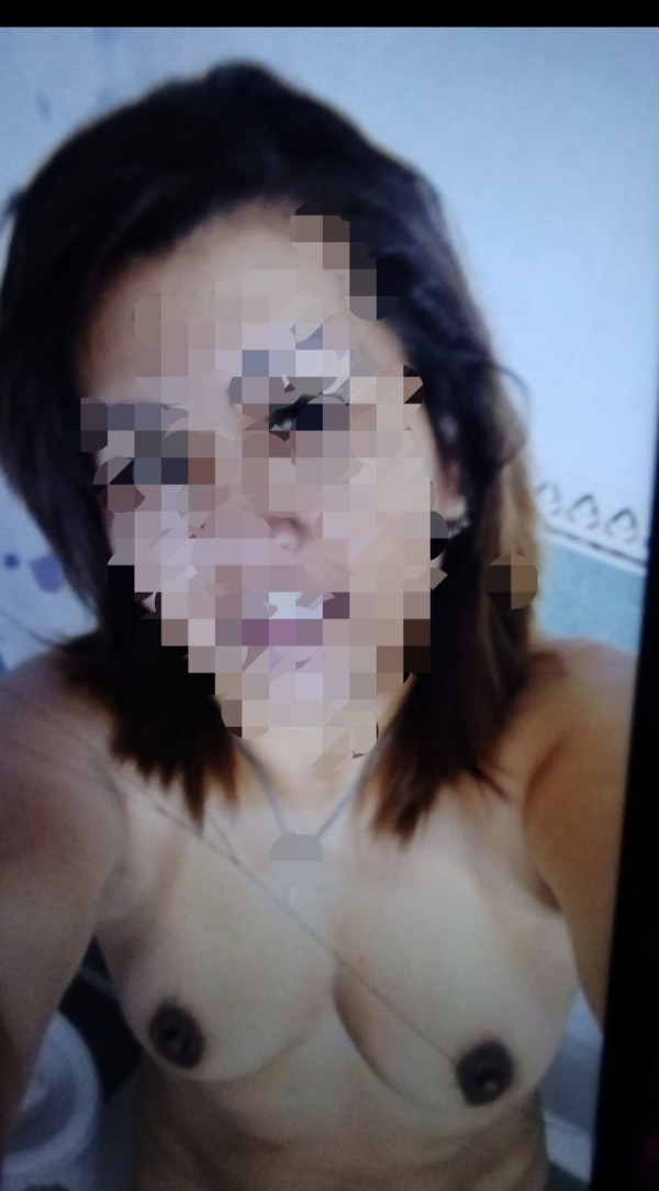 Novedad hermosa Latina jovencita