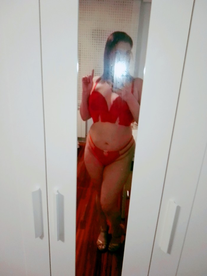 Fiestera divertida y morbosa BURELA