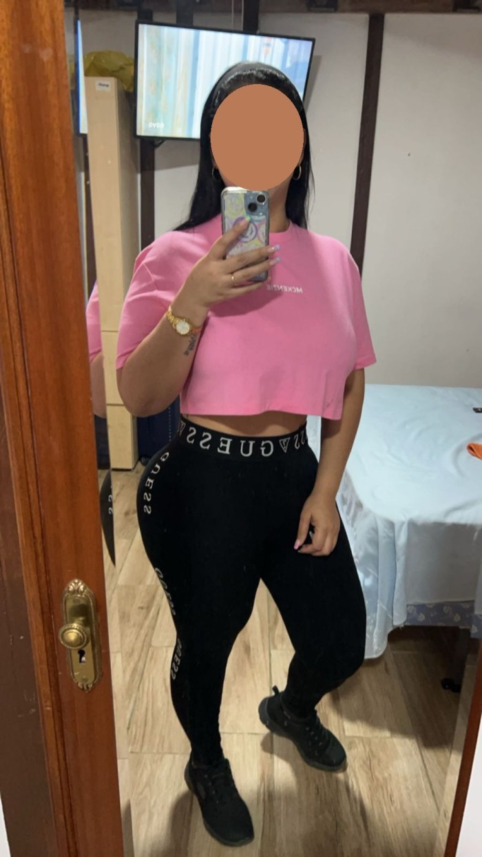 HERMOSA MUJER VENEZOLANA DE VUELTA A TU CIUDAD