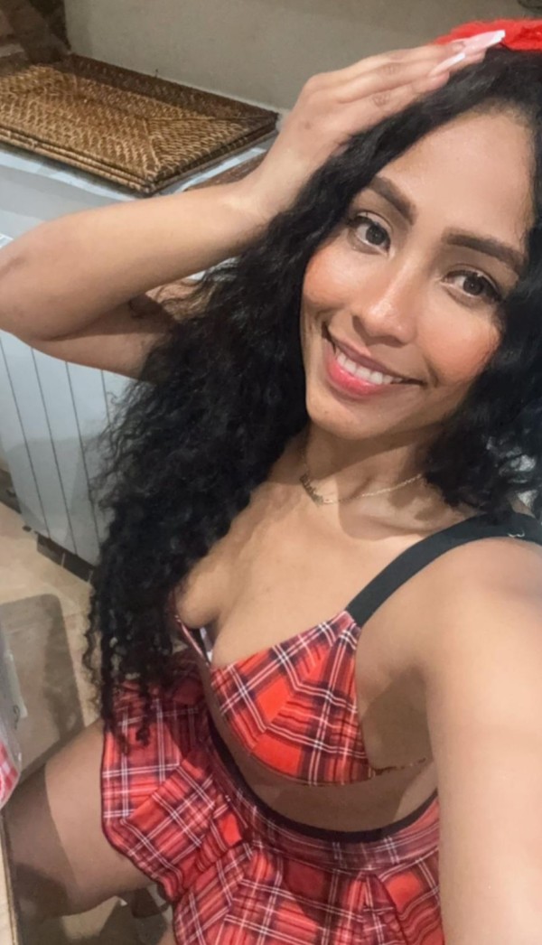 Soy fuente de todo placer y tu único deseo…