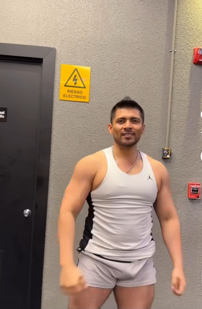 EXCELENTE MASAJISTA PROFESIONAL TITULADO MEXICANO