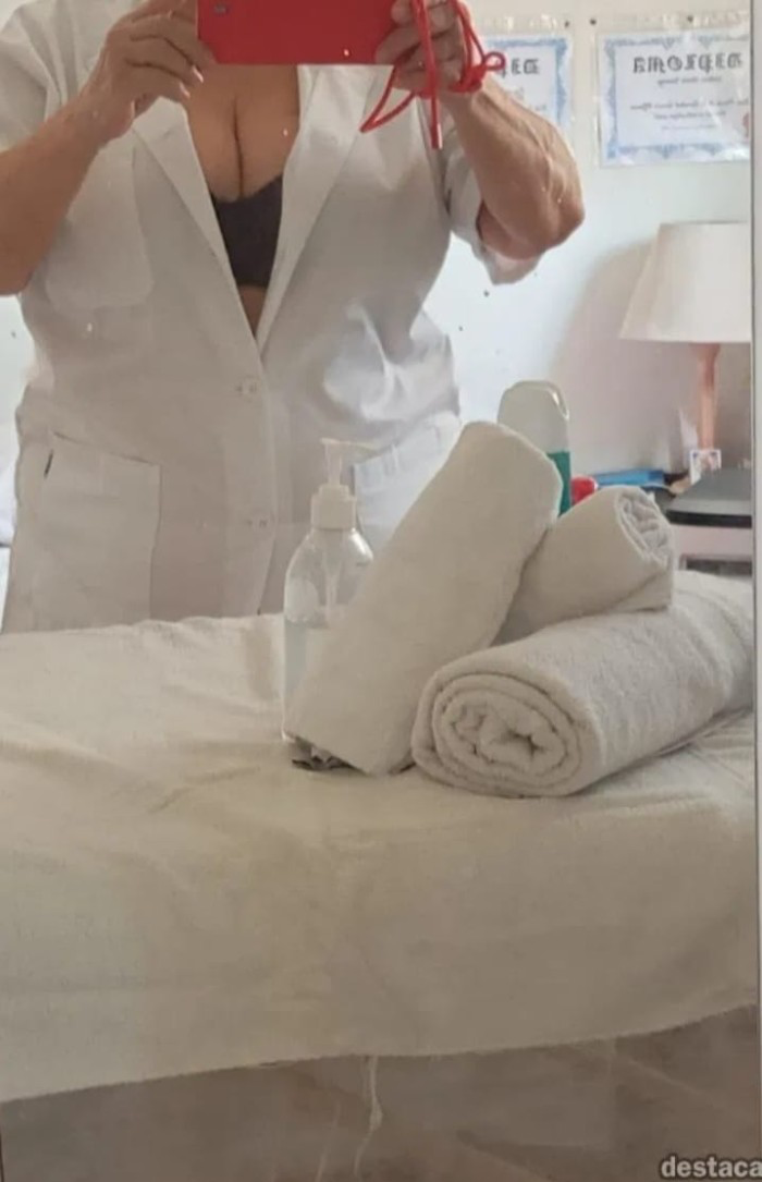 Madurita muy completa en La Zenia