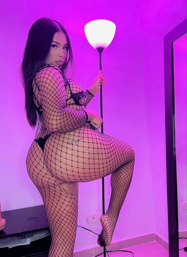 Amor activa pasiva fiestera recién llegada travest!
