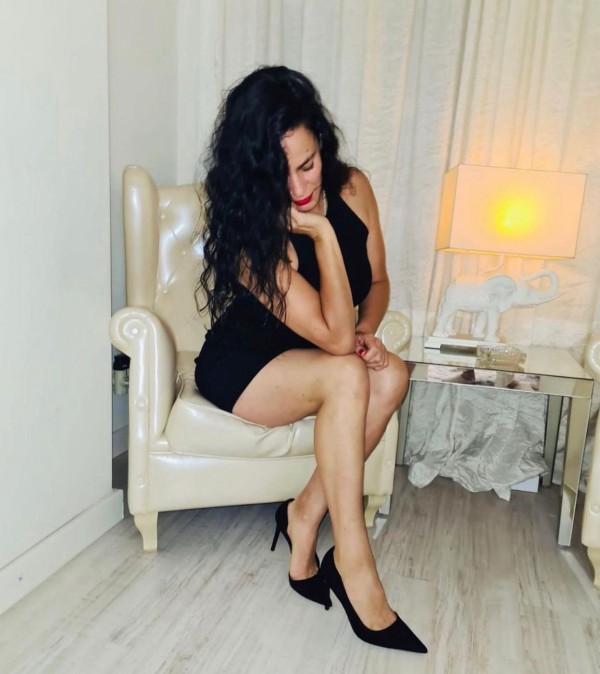 LUCIA LA MAS ARDIENTE