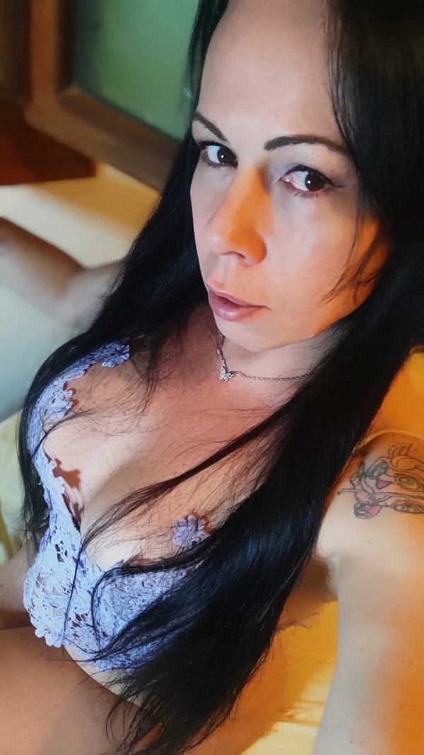 La chica que conoce el punto G del los hombres solo Quin lo tiene lo sabe.