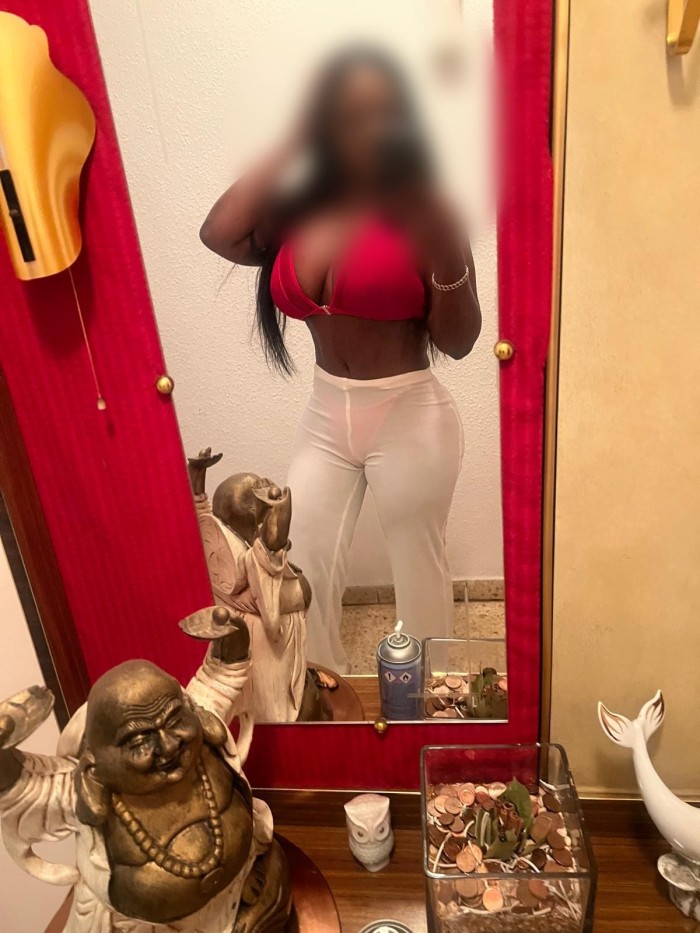 TU POLLA ESTALLARA EN MI COÑO HUMEDO