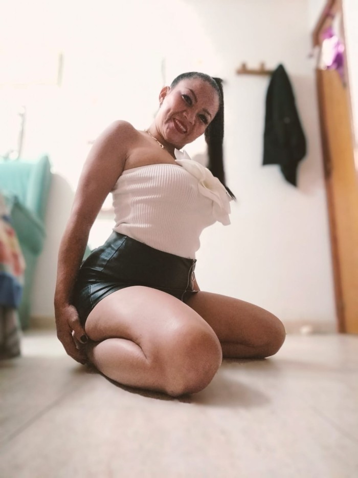Hola, Soy Charol Leon