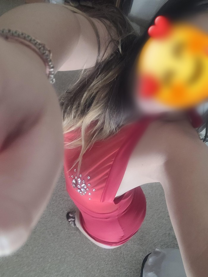 RECIEN LLEGADA, PLACER Y MORBO A TOPE