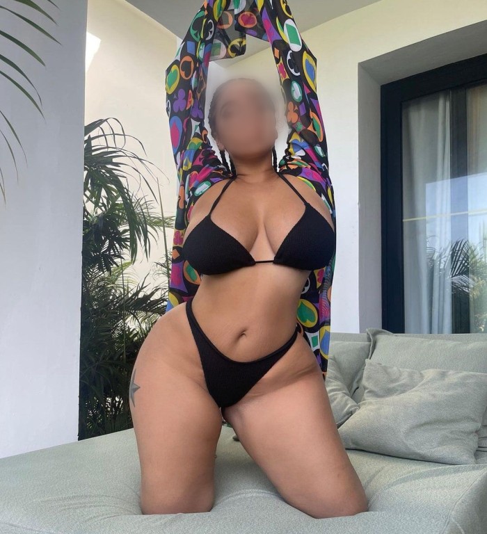 EXPERTA EN FRANCES NATURAL BESOS MASSAGE SEXO