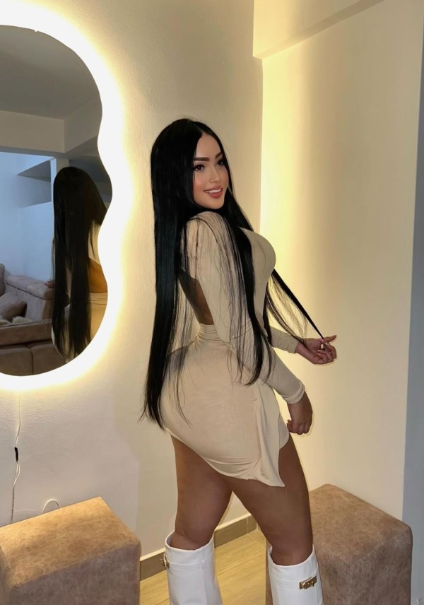 NUEVA EN TU CIUDAD!! Juliana FIESTERA DESCOMPLICADA DOMINA