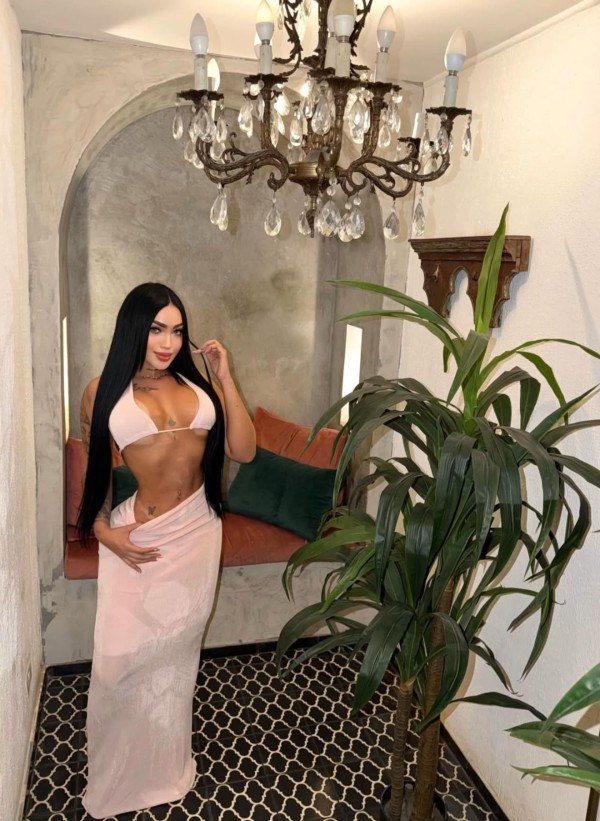 NUEVA EN TU CIUDAD!! Juliana FIESTERA DESCOMPLICADA DOMINA