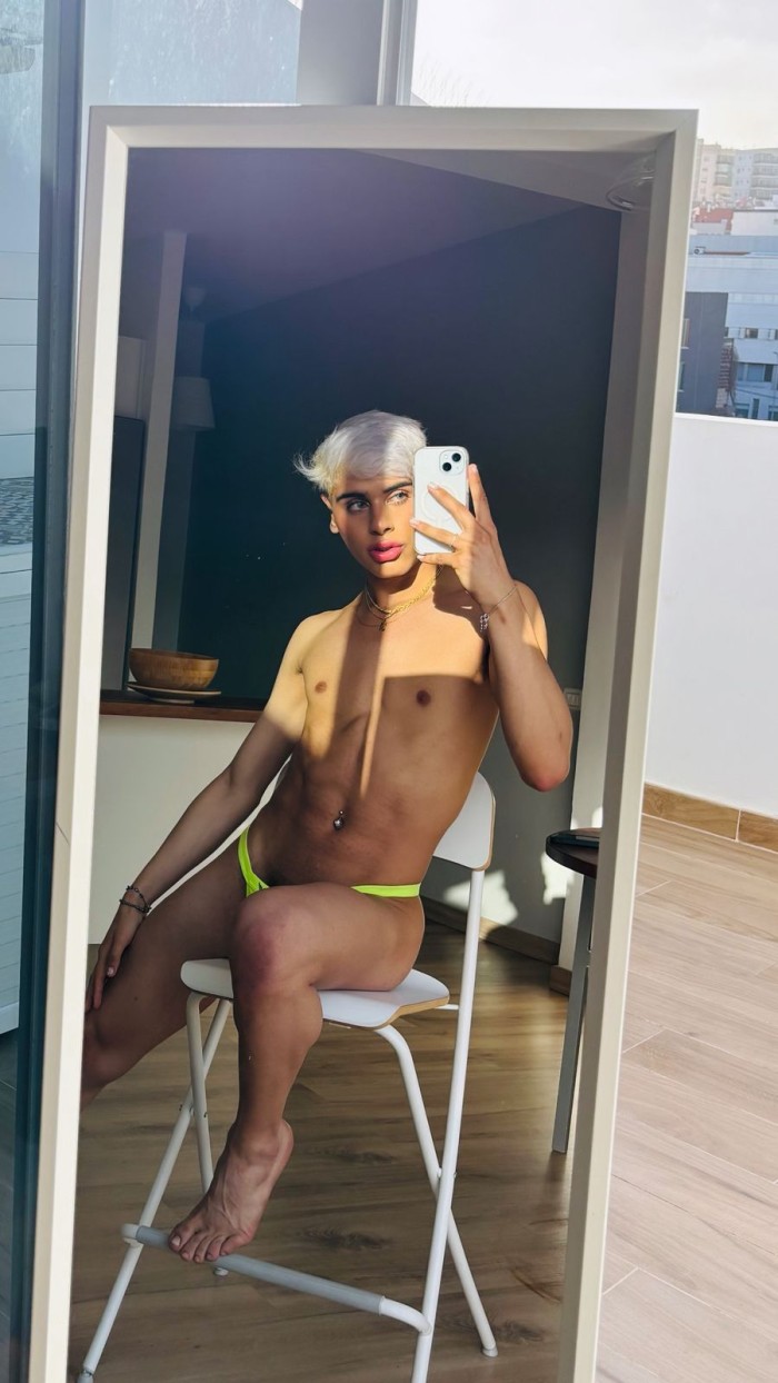 LATINO COMPLETO NUEVO EN ADEJE SUR!