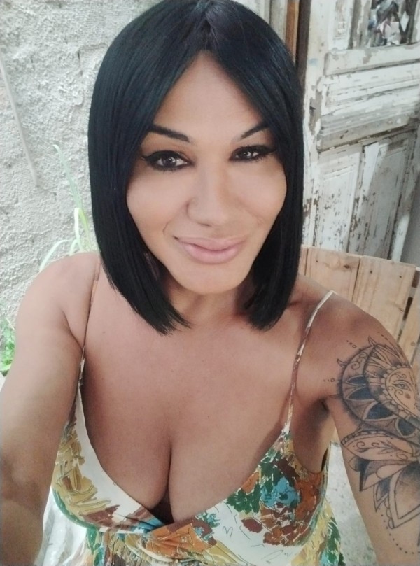 TRANS ELEGANCIA DOMINACIÓN Y EXPERIENCIA ÚNICA