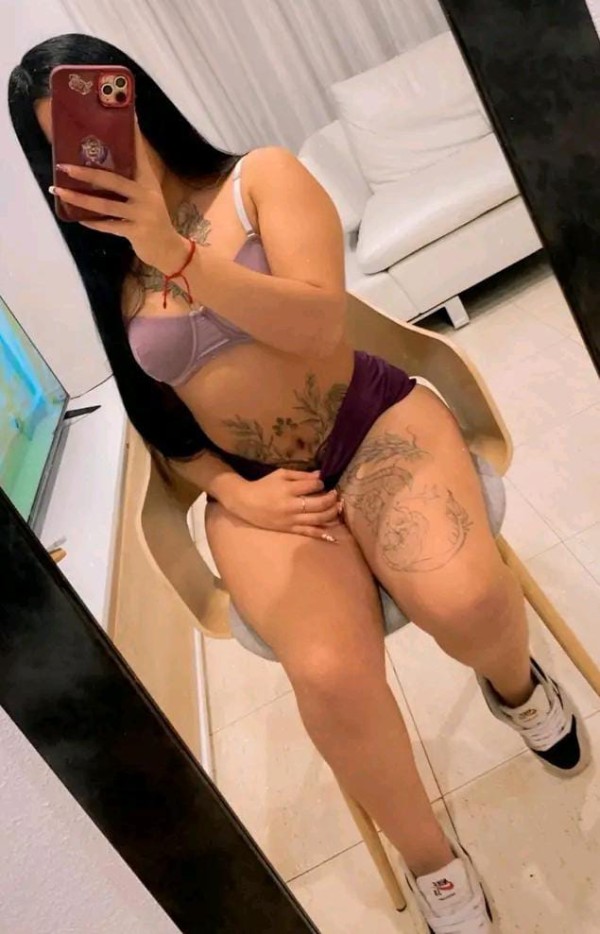 PAMELA COLOMBINA 20 AÑOS JOVENCITA CALIENTE FIESTERA VIOSA