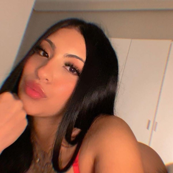 PAMELA COLOMBINA 20 AÑOS JOVENCITA CALIENTE FIESTERA VIOSA