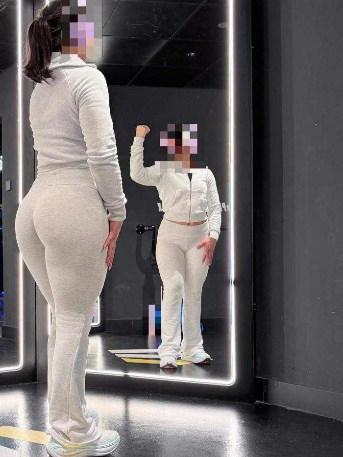 Latina muy guapa solo salidas 24 horas