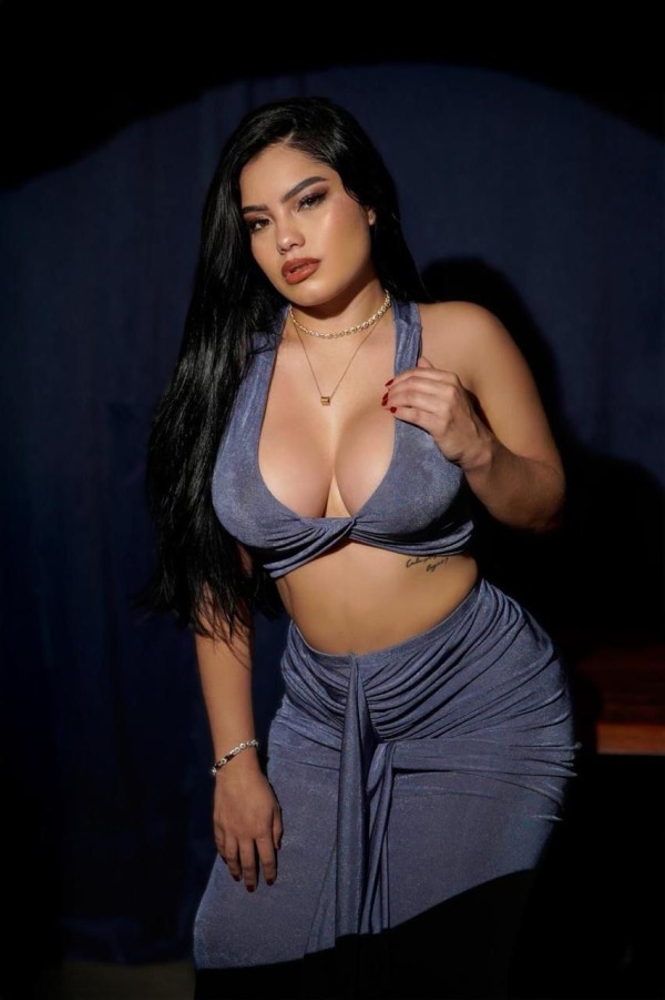 JOVENES AMIGAS FIESTERAS 24 HORAS JAVEA