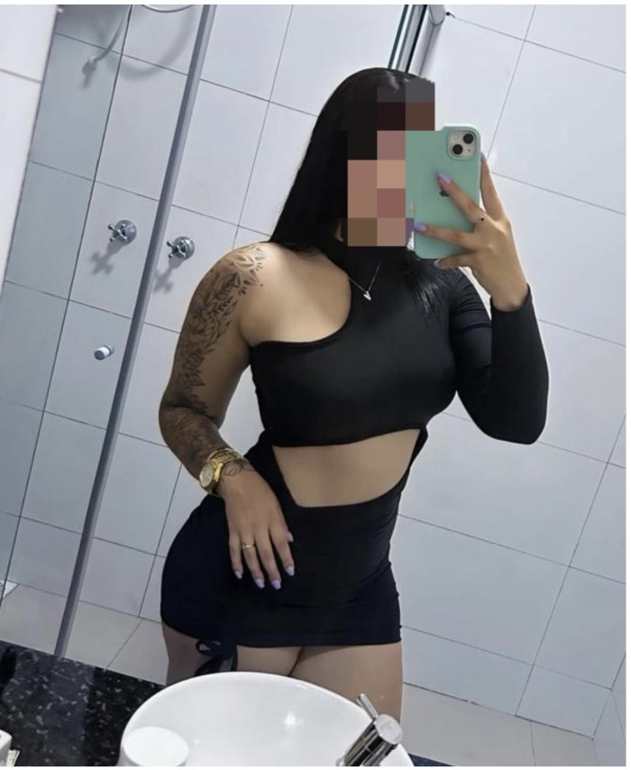 LA MEJOR MAMADA ENCANTADORA FIESTERA GUARRILLA