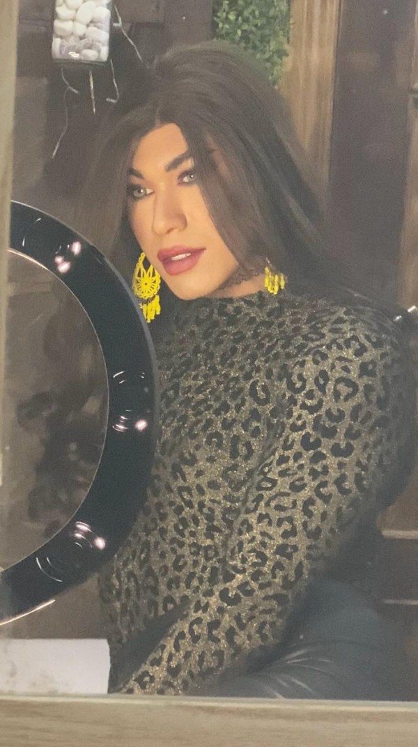 NOVEDAD CATALINA LATINA EXTROVERTIDA Y CAÑRA