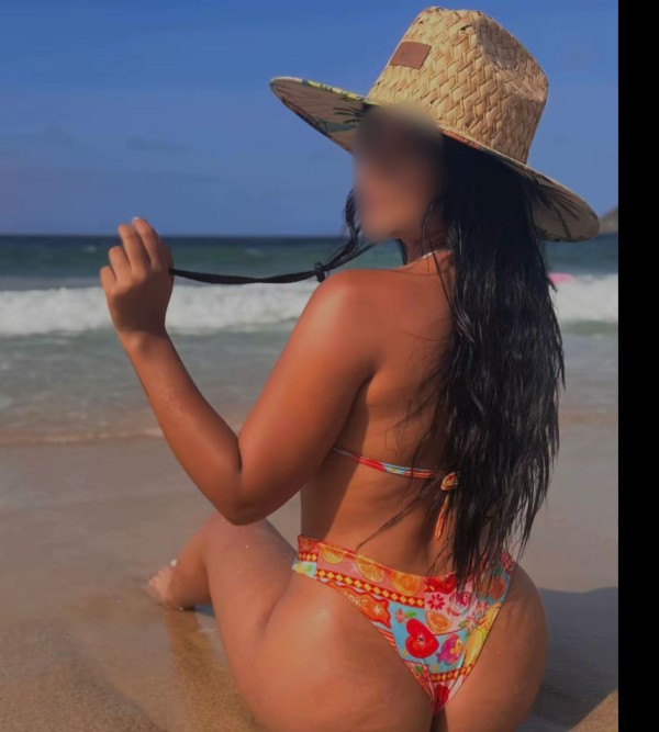 Espectacular LATINA TODA UNA diosa para ti ven no te arrepentirás