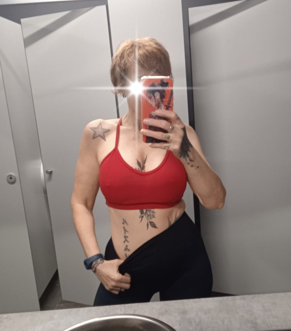 GALLEGA INDEPENDIENTE MUY FOGOSA