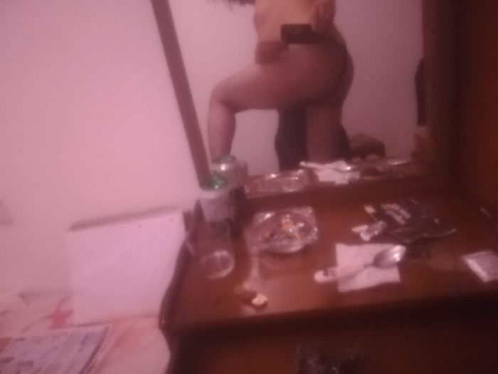 HERMOSA  TRANS gallega FIESTERA LISTA PARA QUEDAR