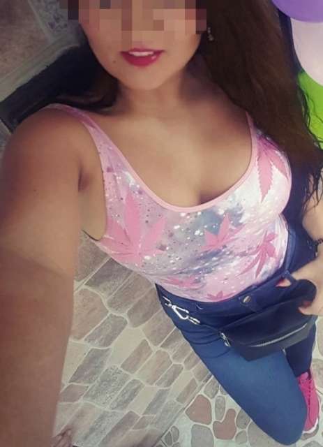 Jovencita Explosiva y salvaje