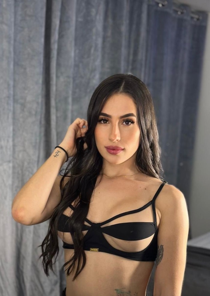 SARITA MODELO CALIENTE ME GUSTA TODO