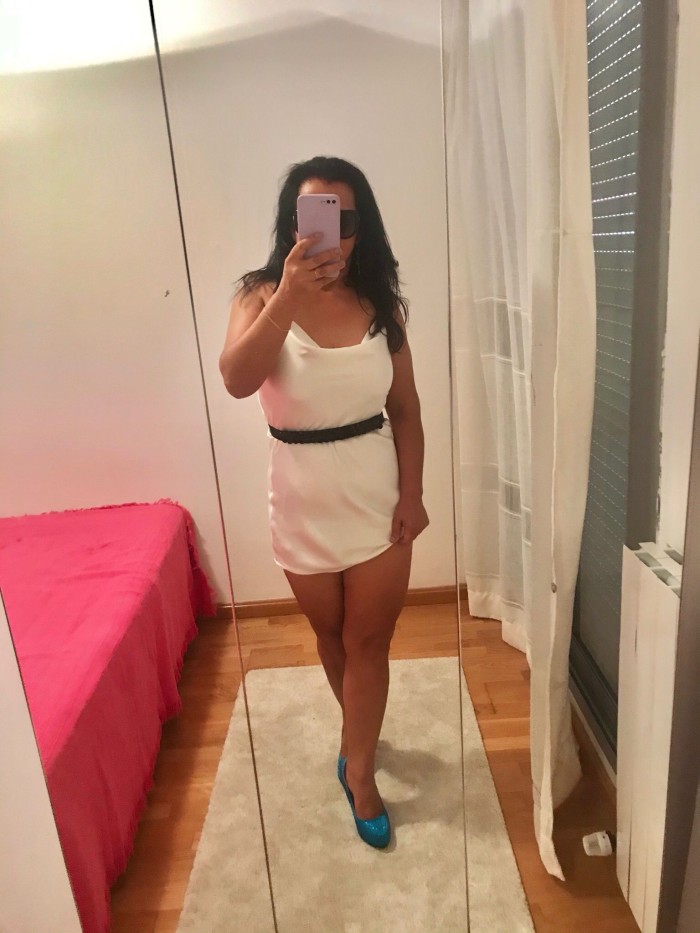 LUJURIOSA ENTREGADA MADURIRA EXPERIMENTADA