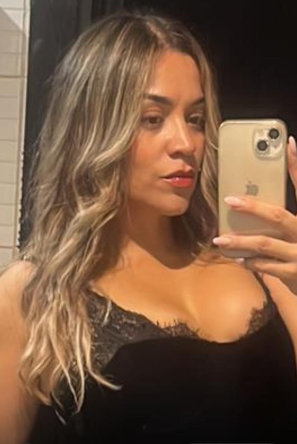 KATHY COLOMBIANA EN SABINILLAS (MANILVA)