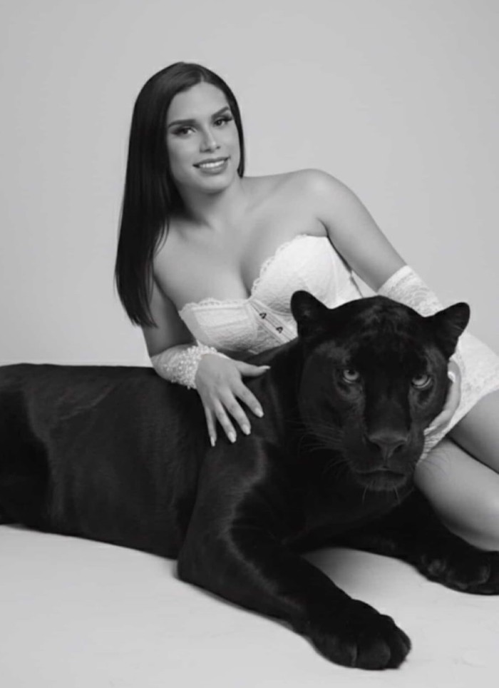 672025963 FEMENINA VICIOSA DOTADA CAÑERA