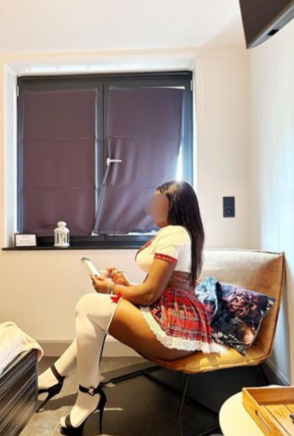 ¿BUSCAS BUEN SEXO? SOY MUY CALIENTE Y MORBOSA ¡TE LA CHUPO RICO!