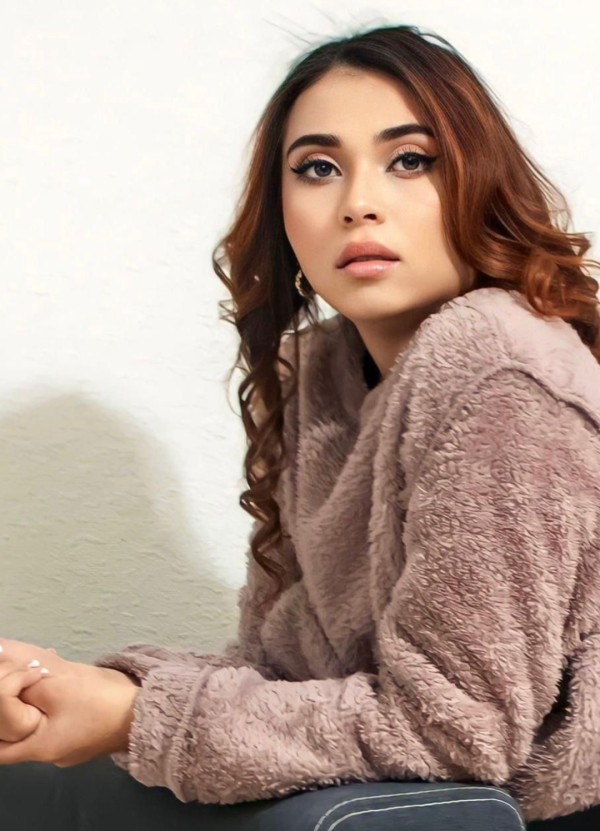COLOMBIANA DE LUJO EXPLOSIVA Y JUGUETONA