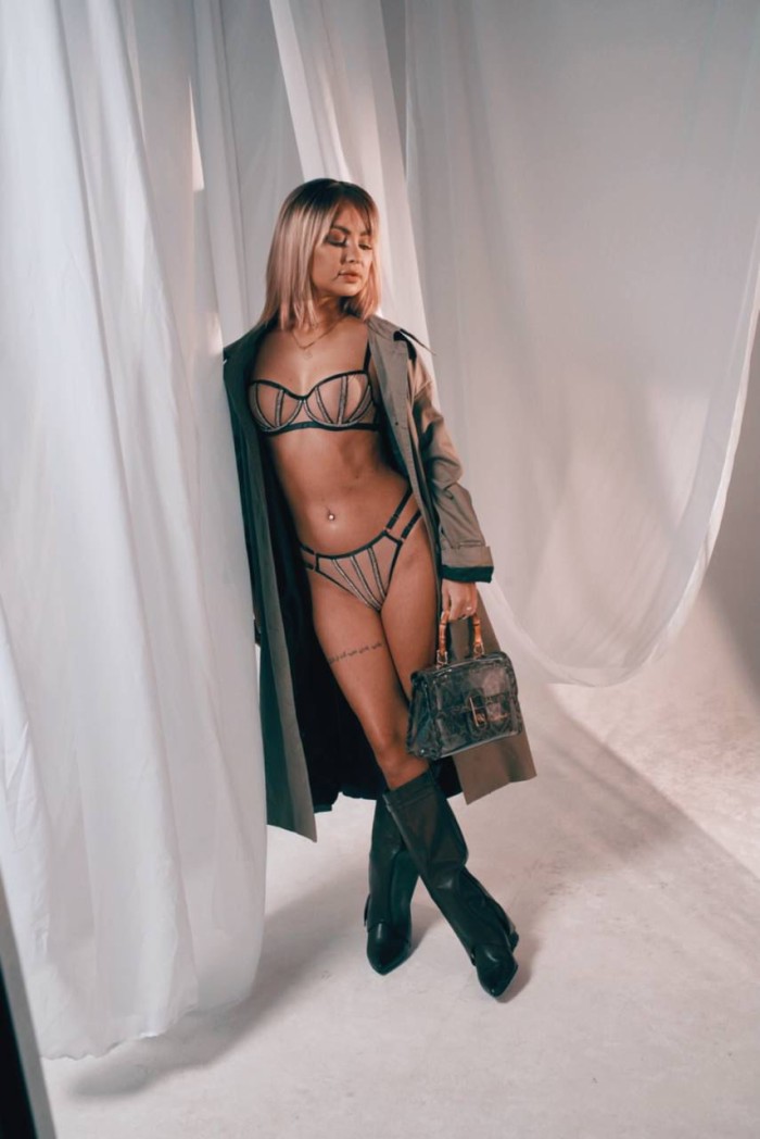 UNA MODELO UCRANIANA