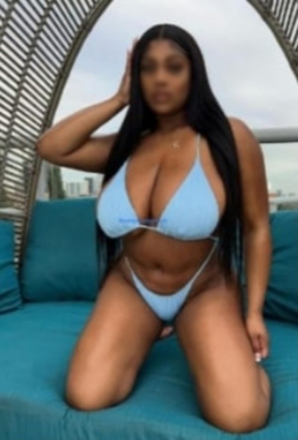 ESUBETANTE DIVORCIADA VEN Y FOLLAME CON PASION Y GANAS