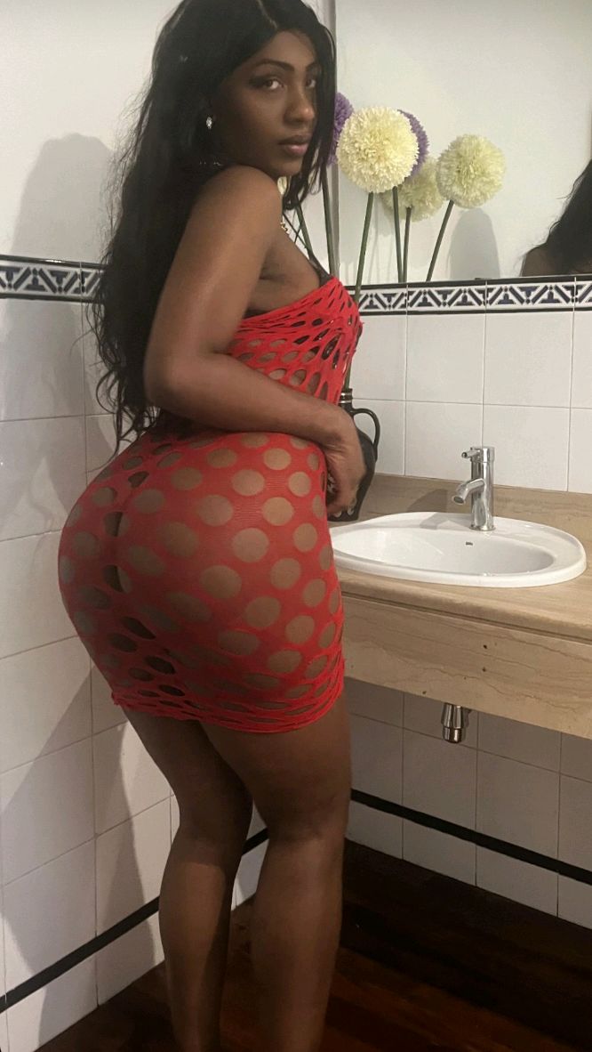 Trans muy wapa y femenina