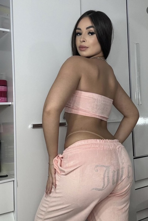 Soy tu amante quieres follarme saco toda tu leche
