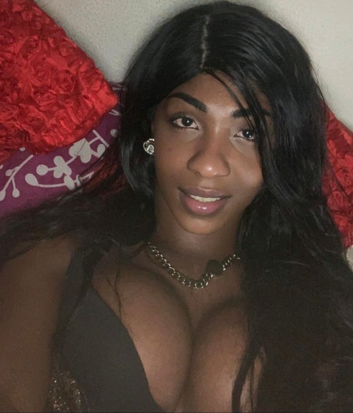 Ola soy gleicy una trans muy wapa