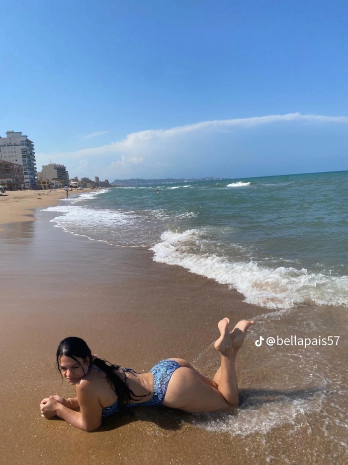 TU CHICA DE CONFIANZA, VEN O VOY