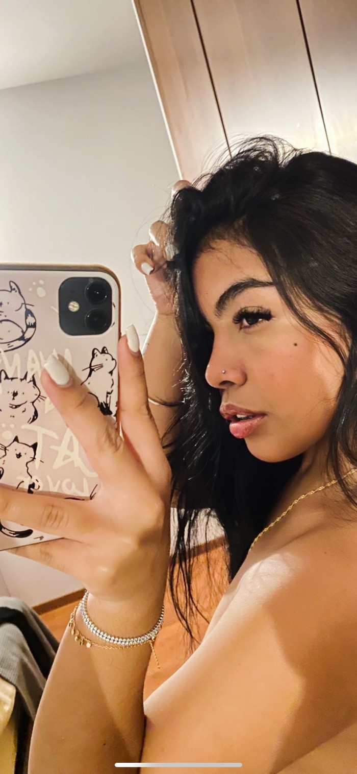 Teen venezolana en busca de nueva experiencias