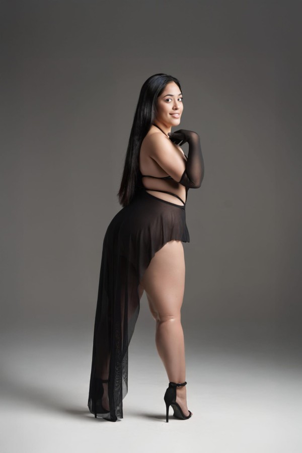 FIESTERAS, ARDIENTES Y COMPLACIENTES