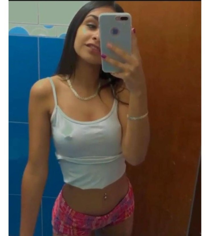 Cachonda jovencita