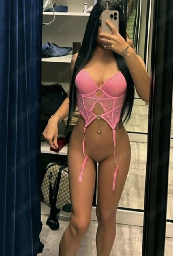 hola soy Andra hago Salida y Pareha