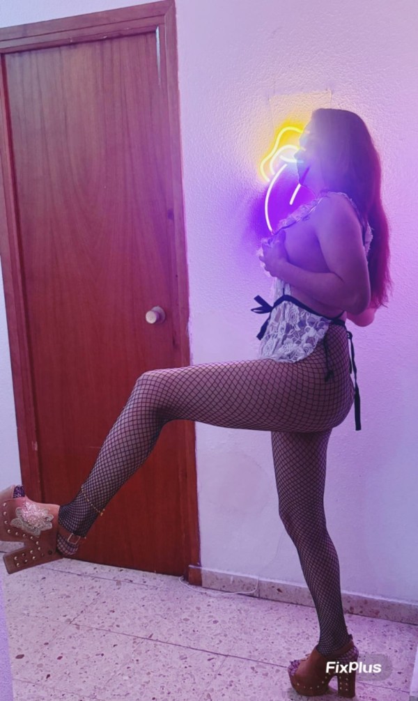 TATUADA CON MUCHO MORBO INDEPENDIENTE